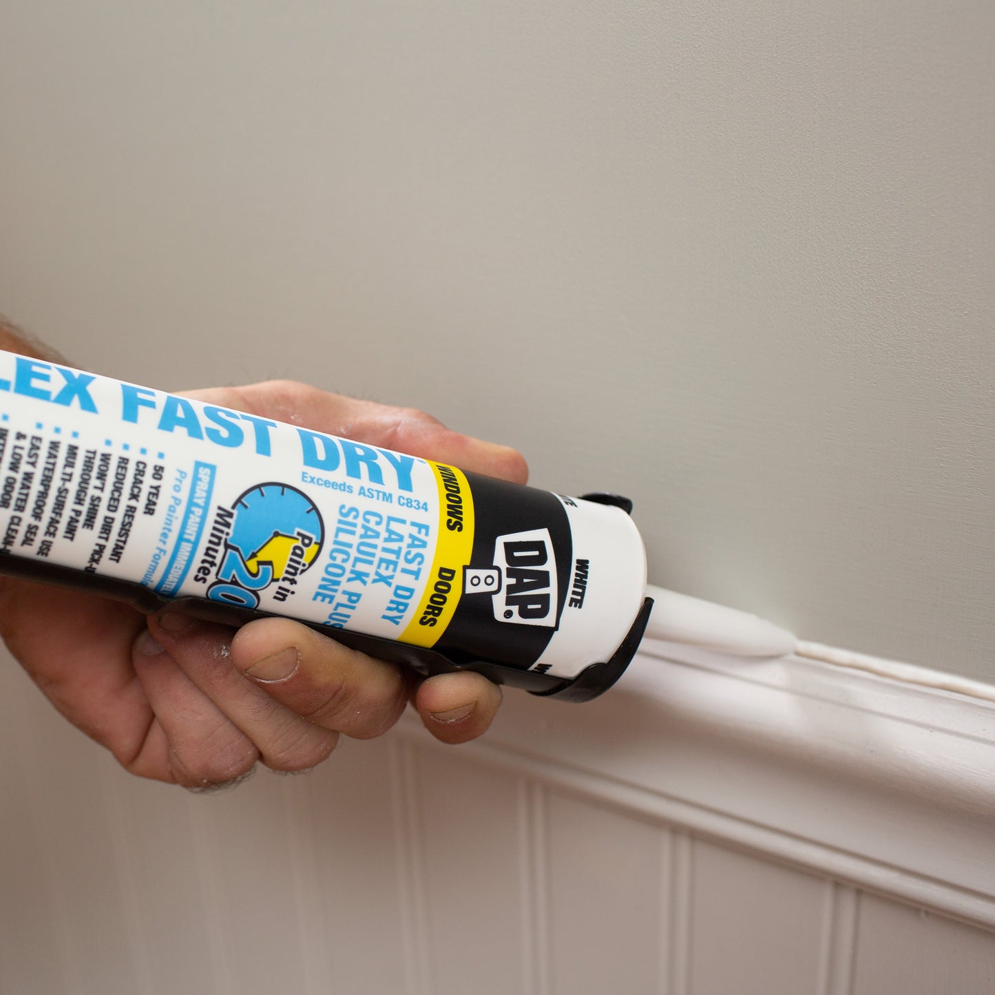 ALEX FAST DRY® Acrylic Latex Caulk Plus Silicone, 10.1 Fl. Oz., White