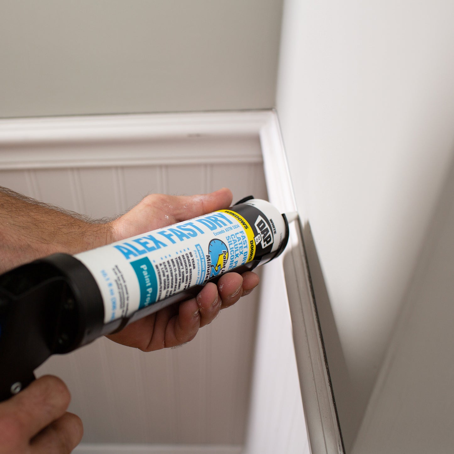 ALEX FAST DRY® Acrylic Latex Caulk Plus Silicone, 10.1 Fl. Oz., White